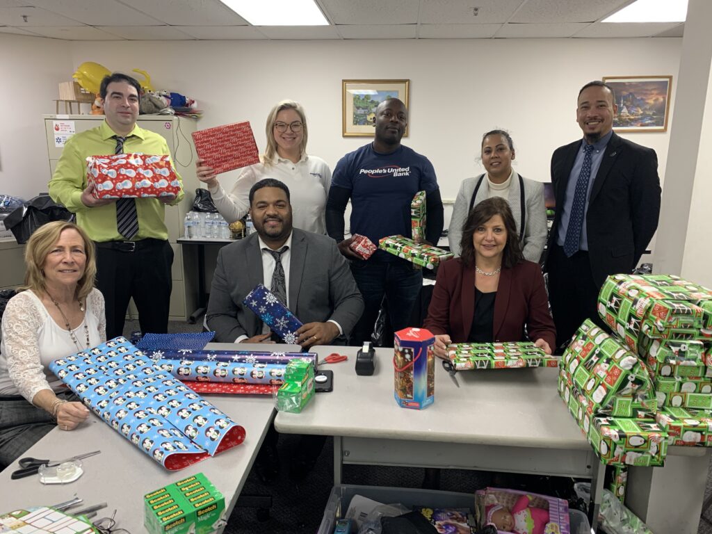 ¡Gracias People's United Bank!